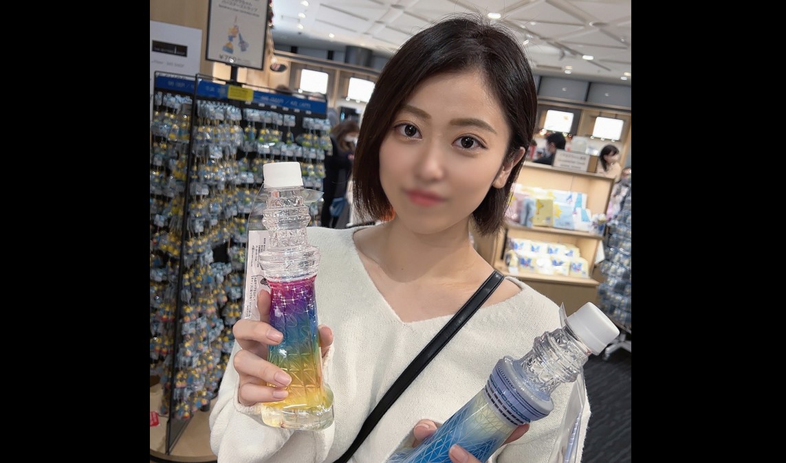 第一次拍摄·外观！ ！第一次来东京的大乳晕巨乳女大学生，硬着头皮给王令上课！ ！带个天真听话的不戴胸罩的JD，最封面