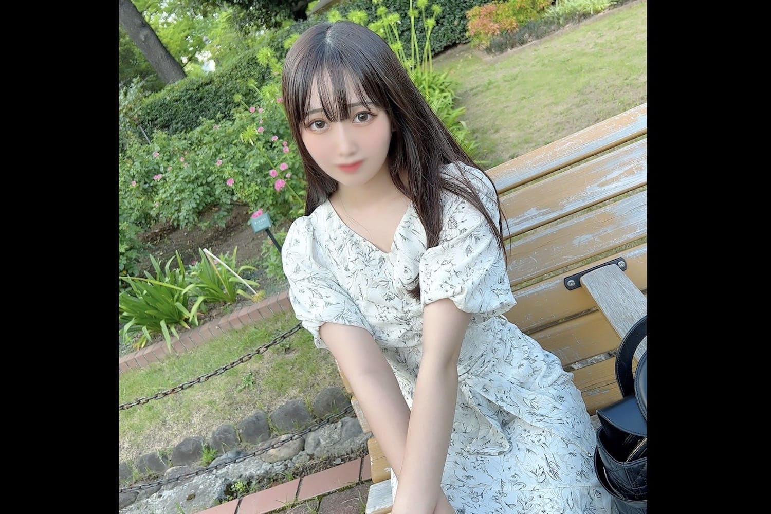 第一次拍摄·外观！ ！就读于某着名国立女子大学的美貌女大学生被带入密闭房间进行2次猥亵和阴道射精！ ！封面