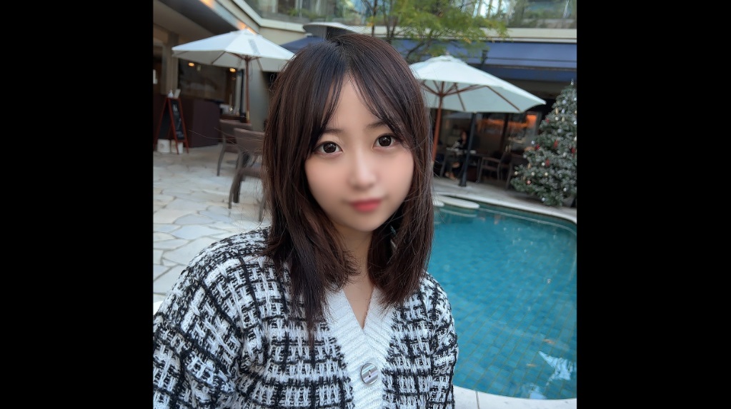 第一次拍摄·外观！ ！穿成那样会被强奸吧？对着软萌嫩嫩的小脸蛋微微拉长肚脐的女大学生连续射精！封面