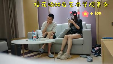 牛屌探花172cm大长腿又白又细真极品甜美温柔模特身材.封面