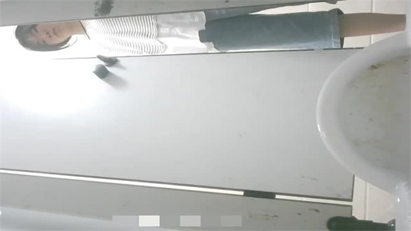 厕拍新流出全景后3封面