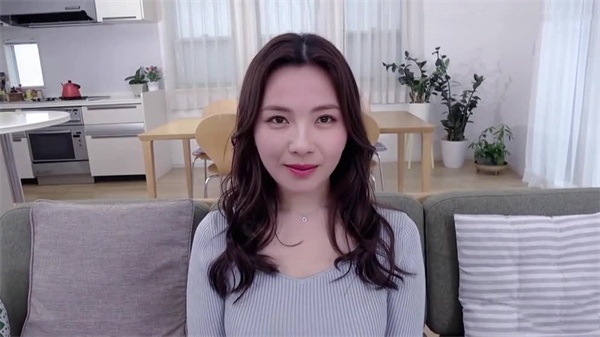 AI-刘涛-你的AI女友封面