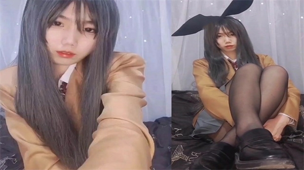 快手萌妹高价定制超重磅网红露脸露三点撅PP超诱人_封面