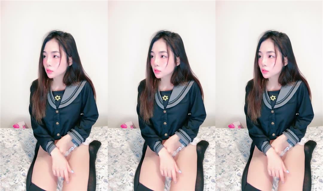 漂亮骚货小姐姐，性感内衣JK装，被炮友狠干骚穴，内裤扒到一边，怼入嫩穴，骑乘位爆草，爽的娇喘不断封面