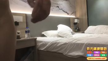 职业装小姐姐，逼毛茂盛大力猛怼娇喘连连封面