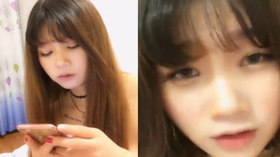 浴室萌妹全裸湿身诱惑 大胆露出粉嫩蜜穴惹人怜封面