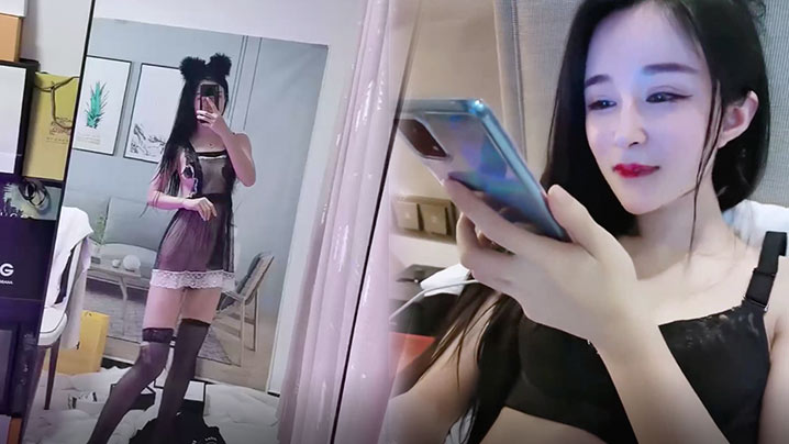 高中女孩秀美腿性感的姿势要让你来服务.封面